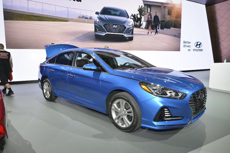 Hyundai Sonata 2018 ra mắt có gì mới?