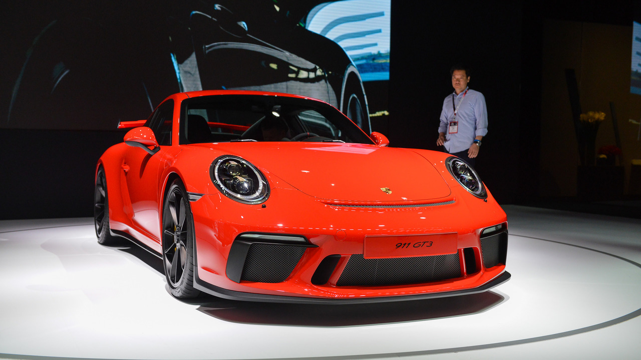 Porsche 911 GT3 2018 mạnh 500 mã lực