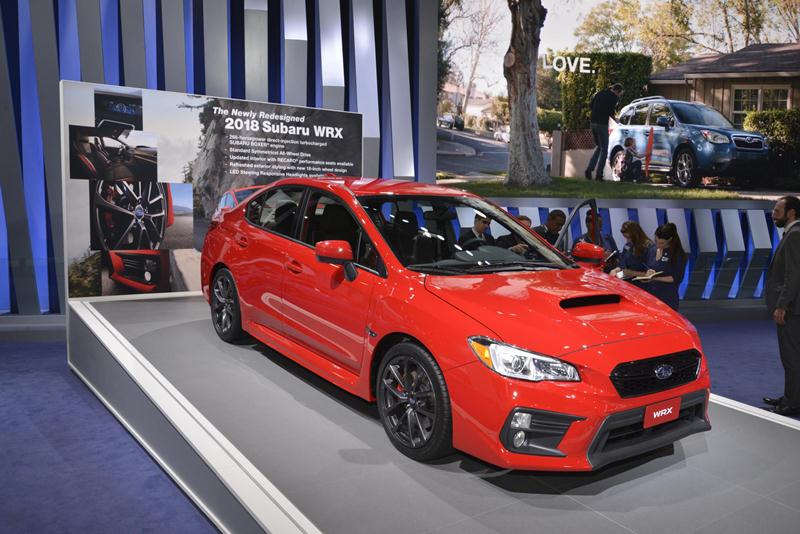 Subaru công bố giá bán WRX và WRX STI 2018