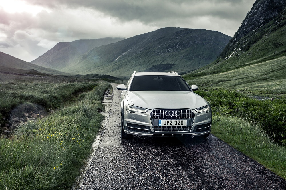 Audi triệu hồi 448 xe để kiểm tra bình hơi túi khí và phần mềm động cơ
