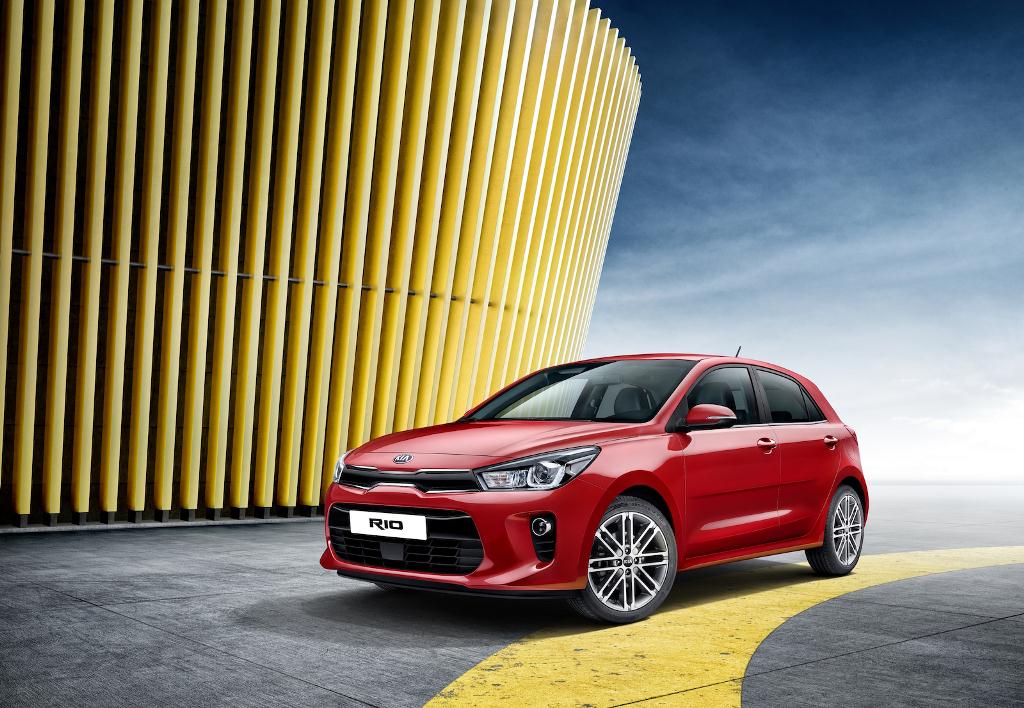 Kia Rio 2018 giá từ 337 triệu đồng tại Mỹ