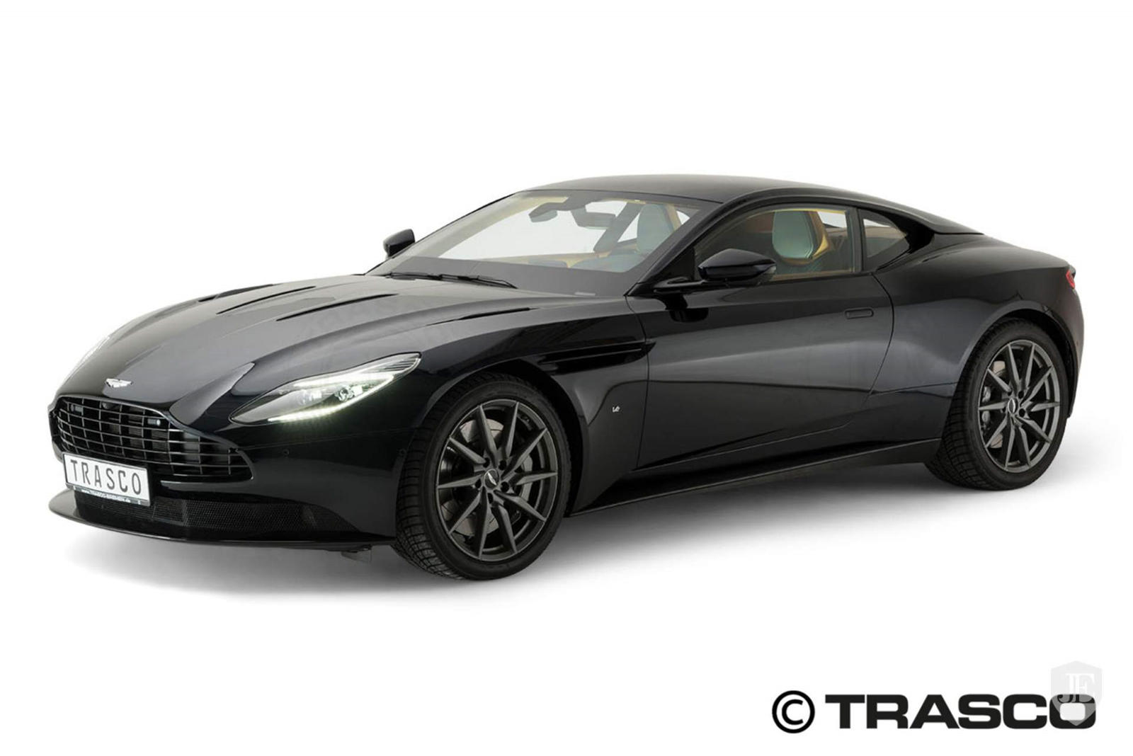 Aston Martin DB 11 bọc giáp, có khả năng chống đạn