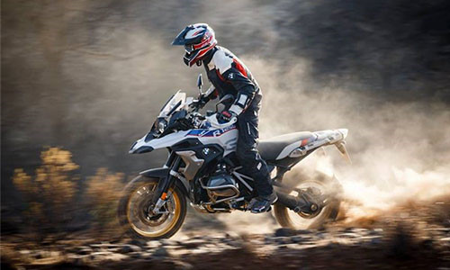 BMW R1250 GS phiên bản 2019 mạnh mẽ và tiện ích hơn