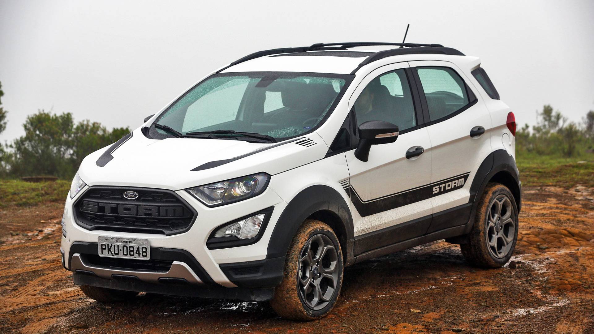Ford EcoSport và Kia Optima lọt top 10 hàng ế
