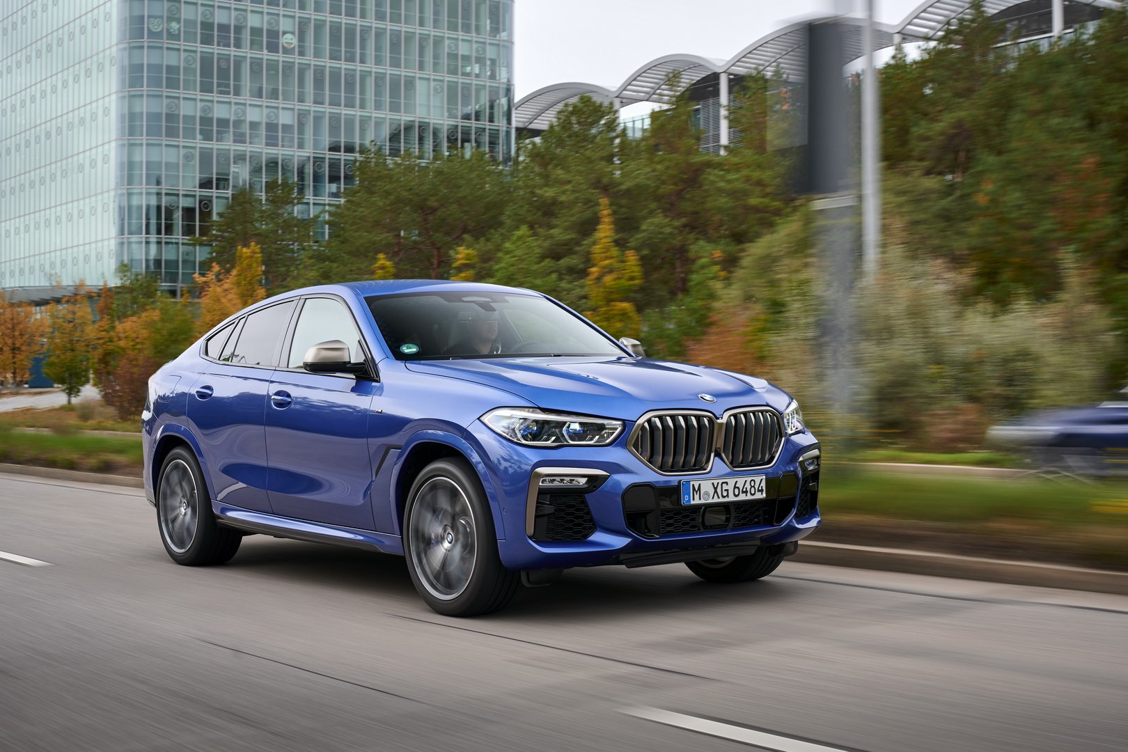 BMW X6 2020 vừa ra mắt giá từ 1,5 tỷ:  thay đổi lớn để đánh bại GLE