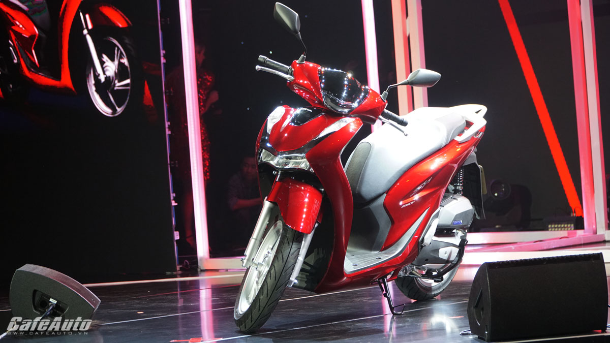 Honda SH 150i giá gần trăm triệu hoãn ngày bán ra