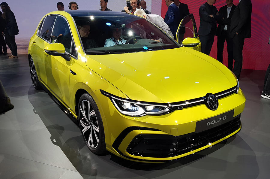 Volkswagen Golf thế hệ mới giá từ 716 triệu trình làng tại Anh