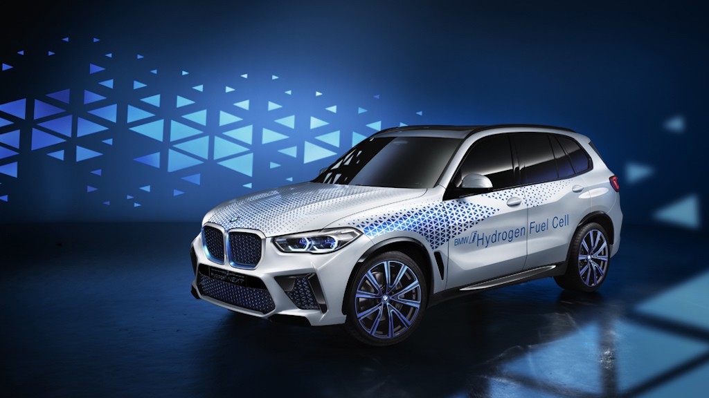 Lộ thông số xe chạy bằng hydro, BMW sắp có SUV mạnh như i8