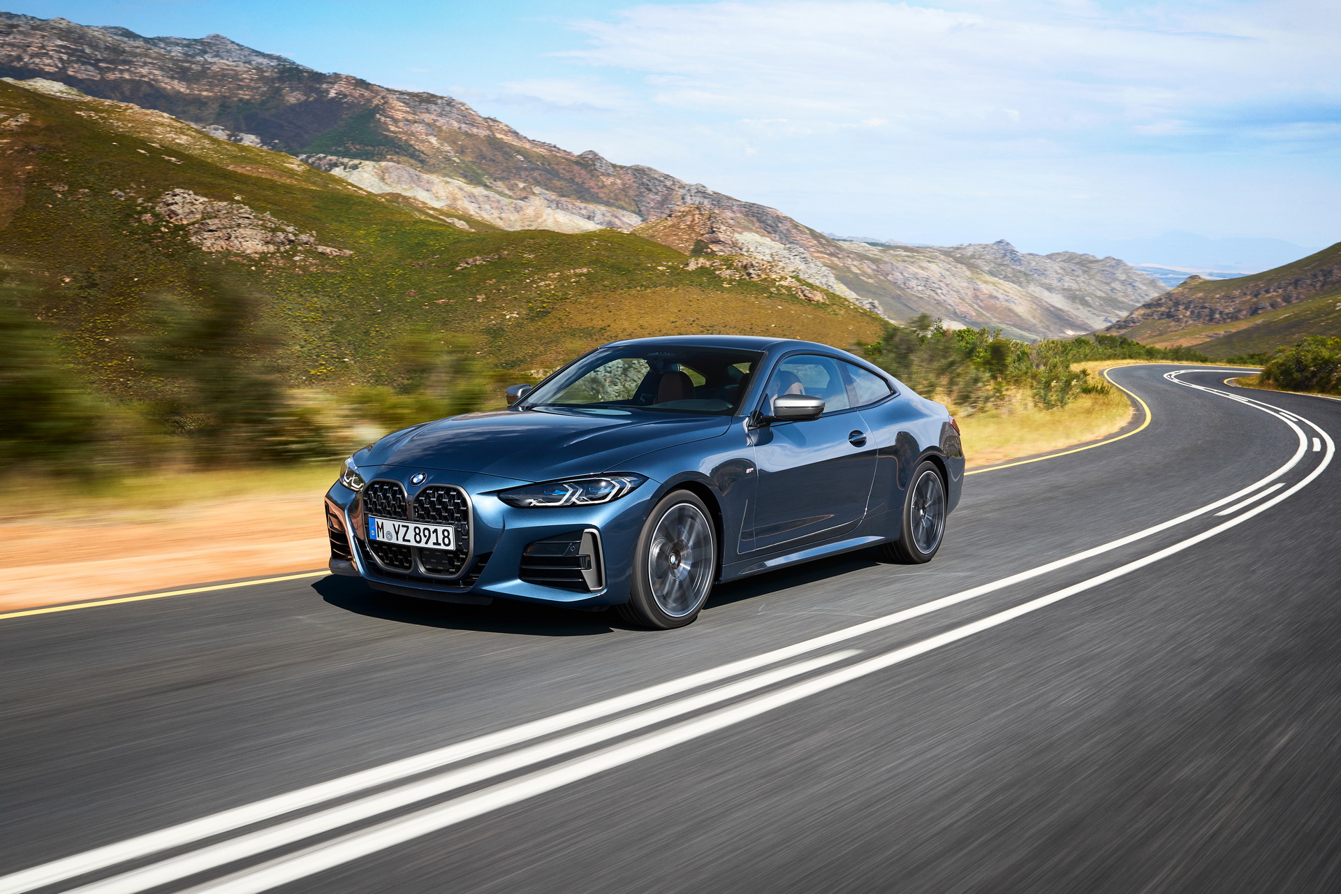 Đây rồi, chiếc xe được chờ đợi nhất năm của BMW