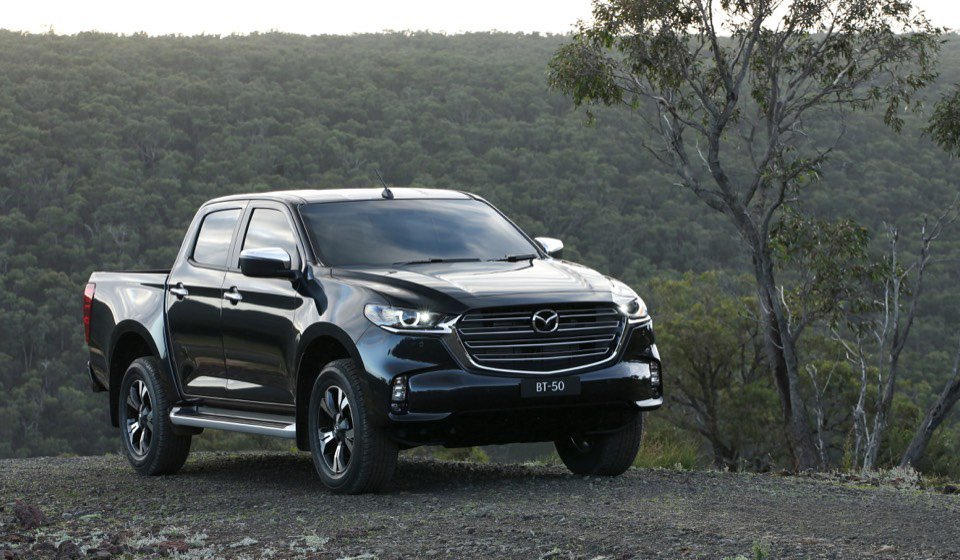 All New Mazda BT 50 2020 ra mắt, mang thiết kế của sedan lên xe bán tải