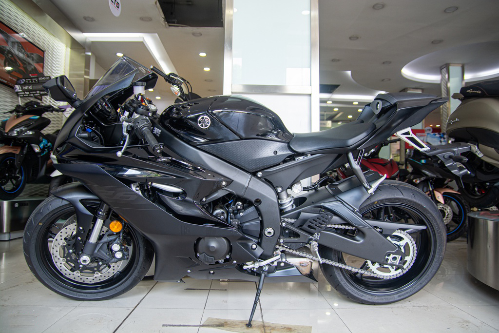 Yamaha R6 2020 cập bến Việt Nam giá từ 599 triệu