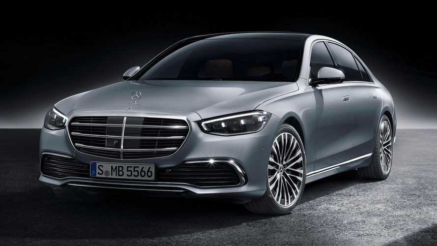 Mercedes-Benz S-Class 2021 chốt giá sốc khi so với BMW 7-Series và Audi A8