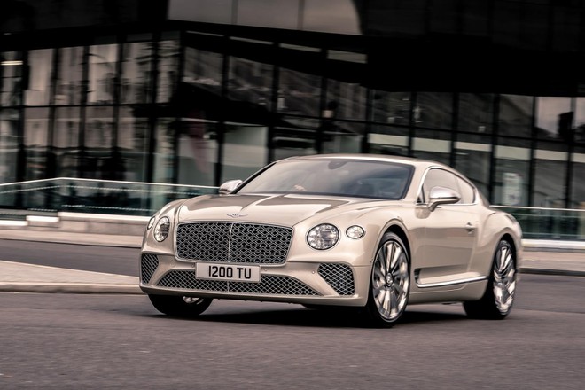 Bentley Continental GT Mulliner Coupe có đến 40.000 đường chỉ trong nội thất