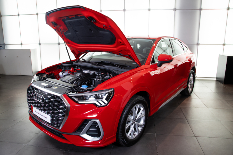 Audi Q3 2020 về Việt Nam, giá hơn 2 tỷ, nhiều chi tiết lạ, đối đầu BMW X2