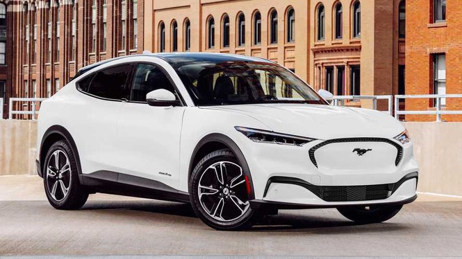 Vì sao Ford khai tử hàng loạt sedan tại thị trường Mỹ?