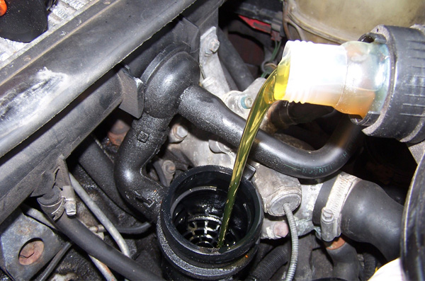 Quy trình kiểm tra tình trạng máy phát điện trên ô tô