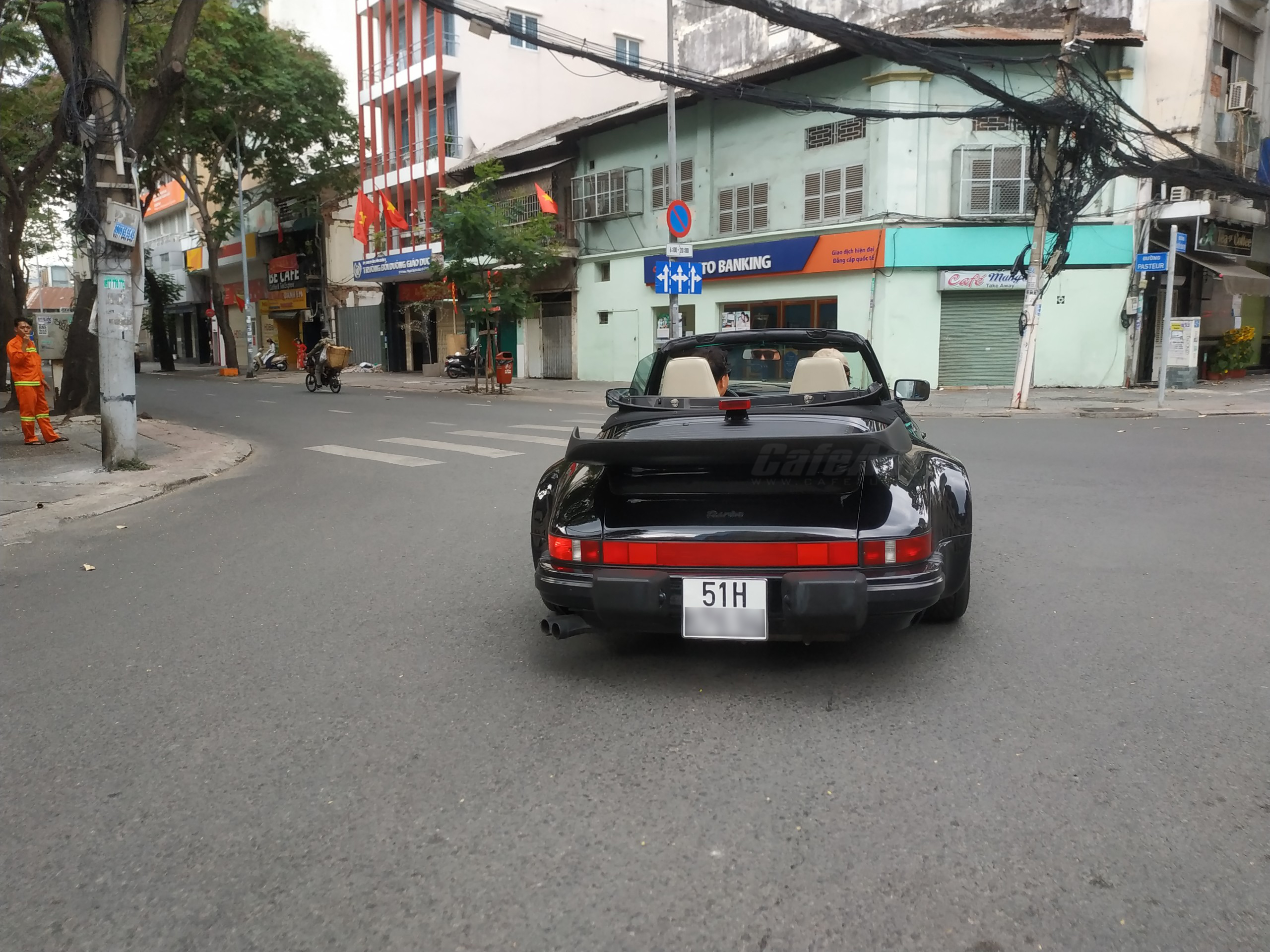 porsche930turbocabriolet-cafeautovn-23