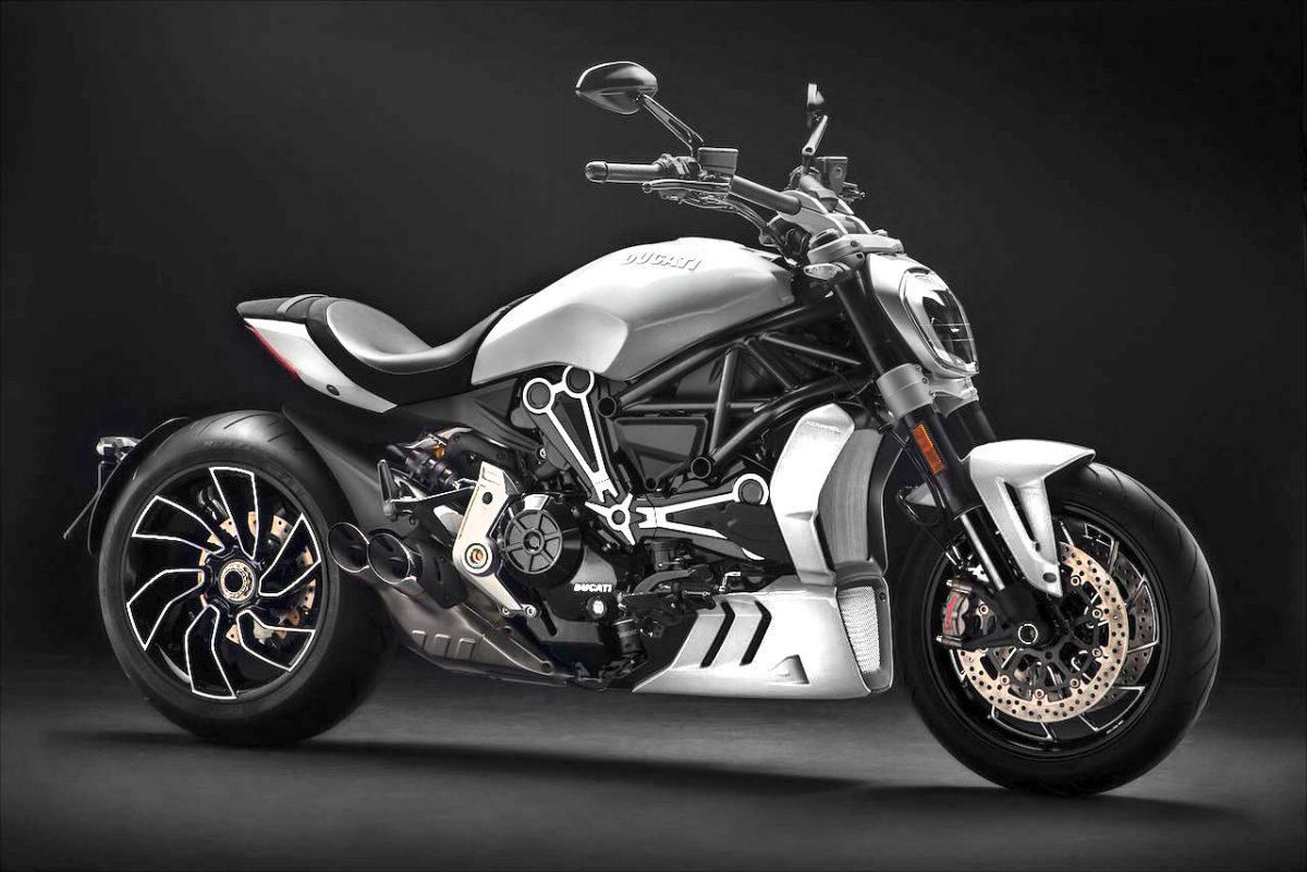 Xdiavel-cafeautovn-1