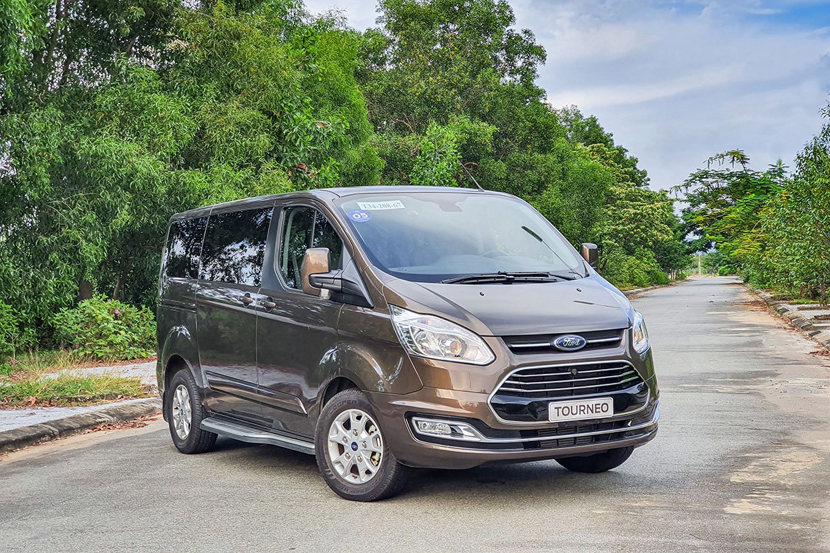 ford tourneo