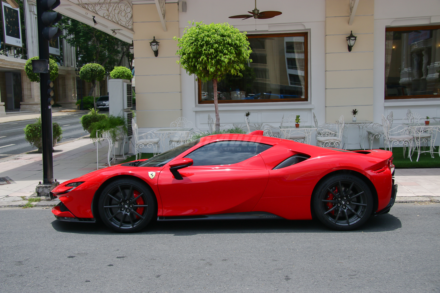 ferrsf90stradale-cafeautovn-7