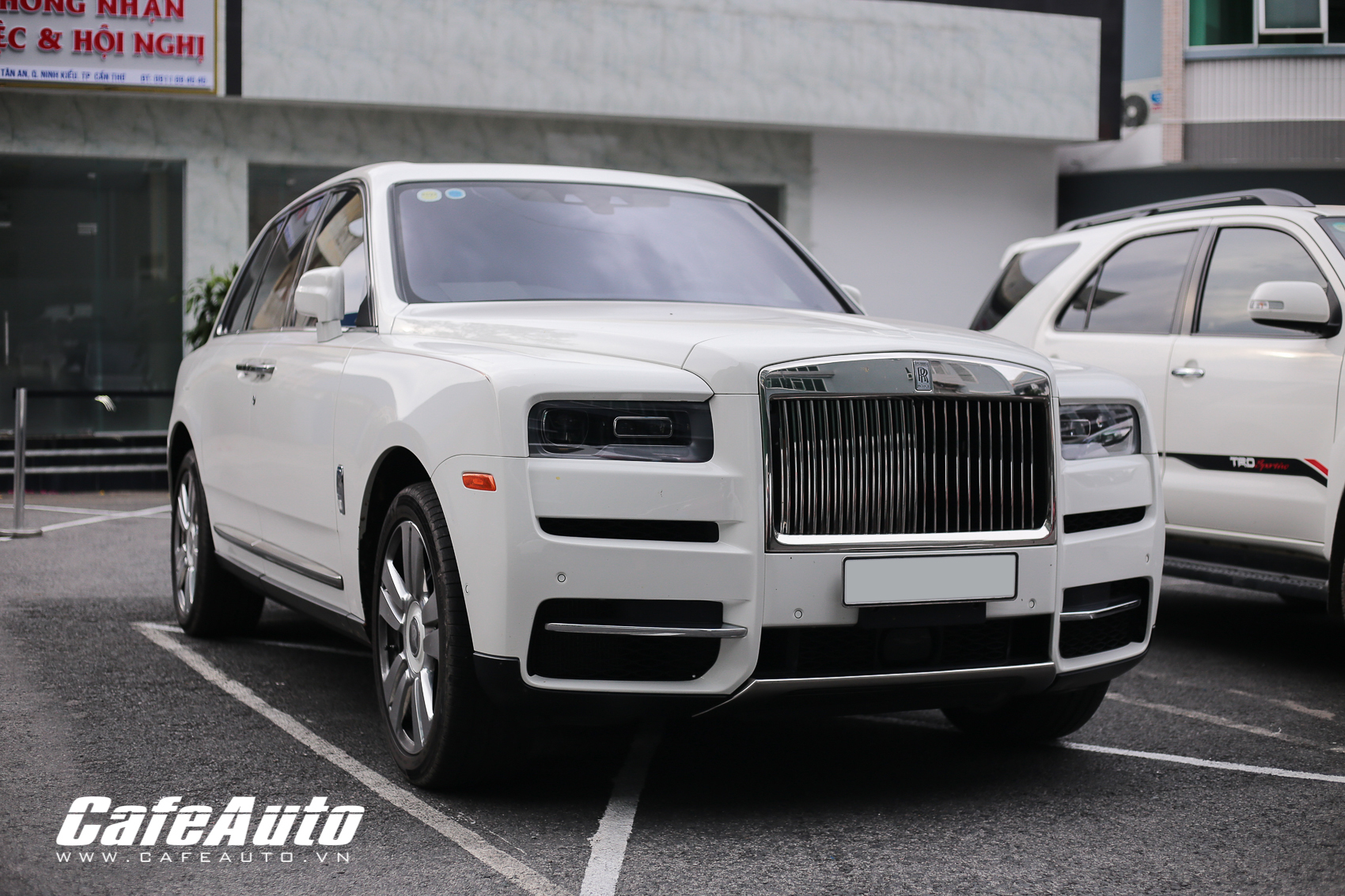 Used 2010 RollsRoyce Ghost for Sale in Saint Louis MO with Photos   CarGurus