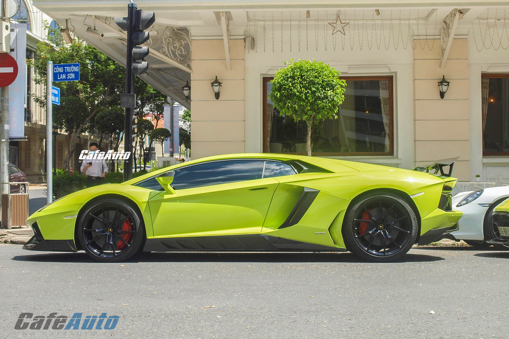 aventadorvehoabinh-cafeautovn-9