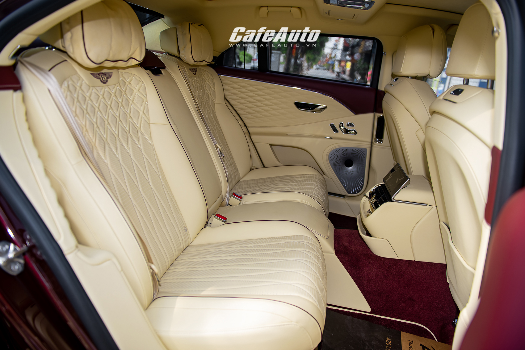 doan-di-bang-mua-bentley-flying-spur-20-ty-cafeautovn-7