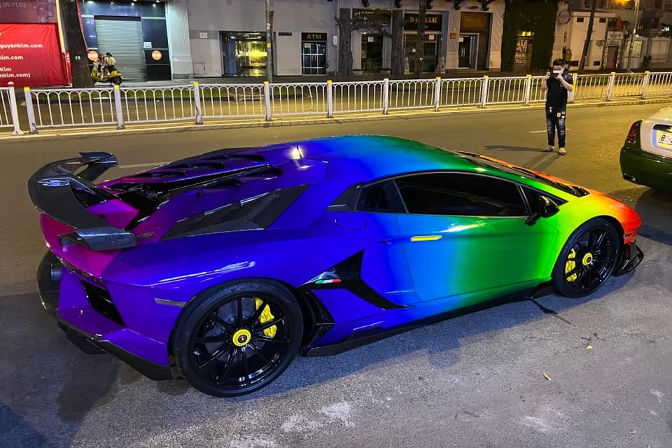 aventador-svj-novitec-doi-mau-LGBT-cafeautovn-13