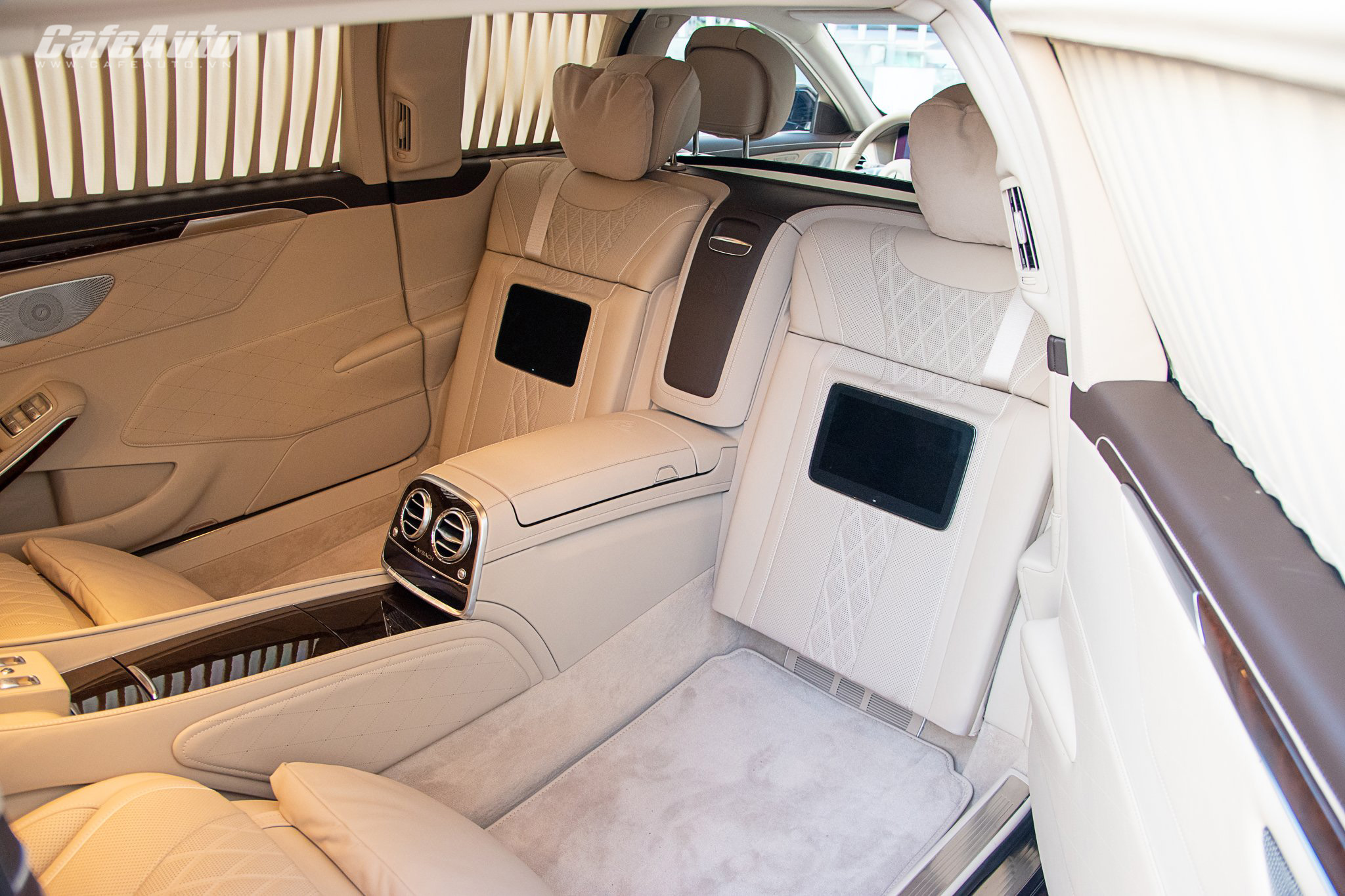 mercedes-maybach-s-600-pullman-den-hung-cafeautovn-8