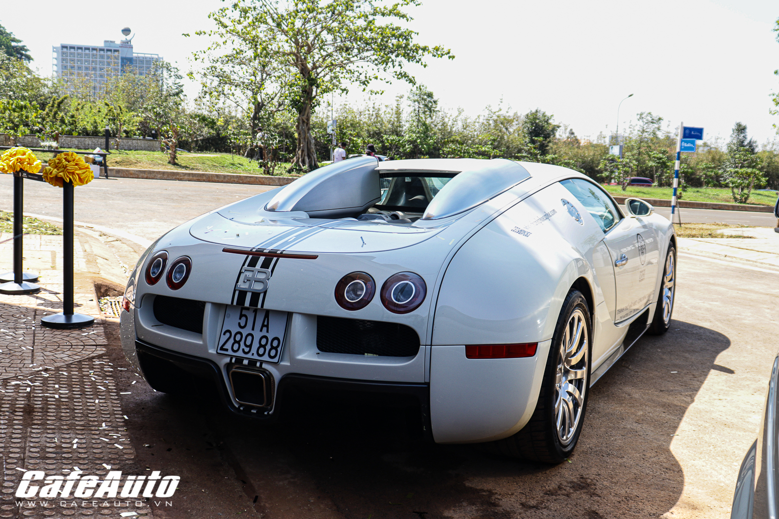 bugatti-chiron-super-sport-300+-giao-het-xe-cafeautovn-10