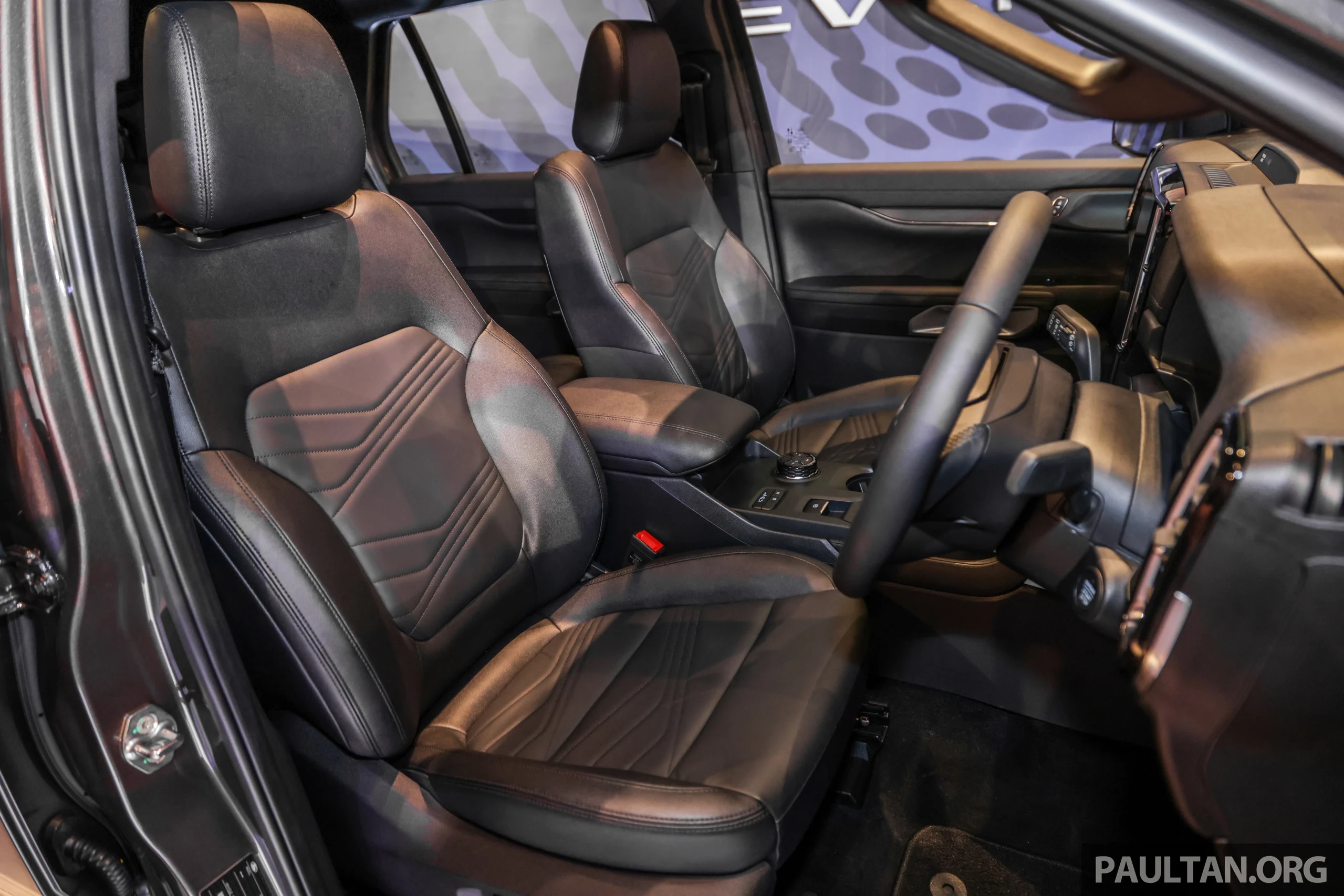 ford-everest-2023-ra-mat-malaysia-cafeautovn-11