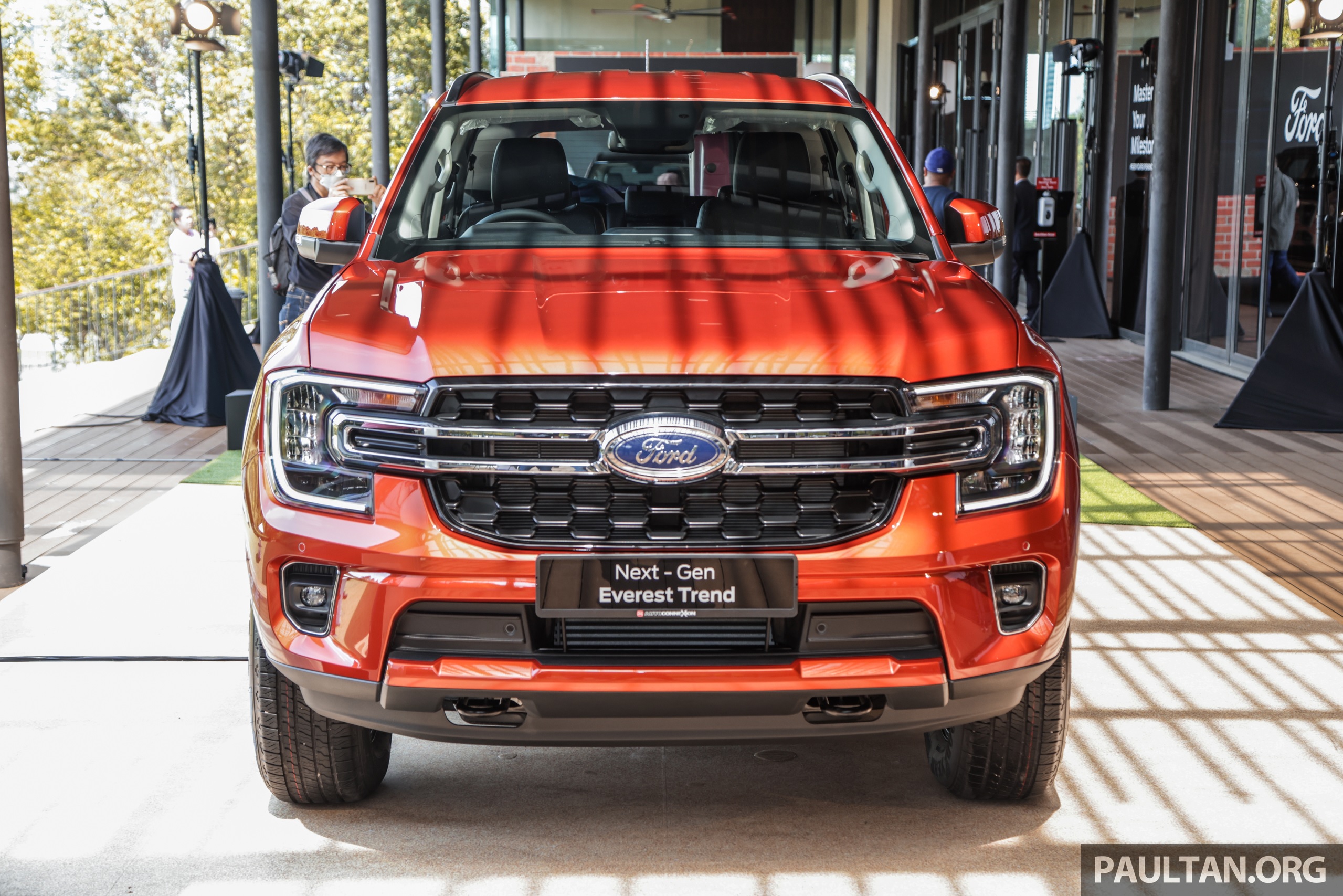 ford-everest-2023-ra-mat-malaysia-cafeautovn-4