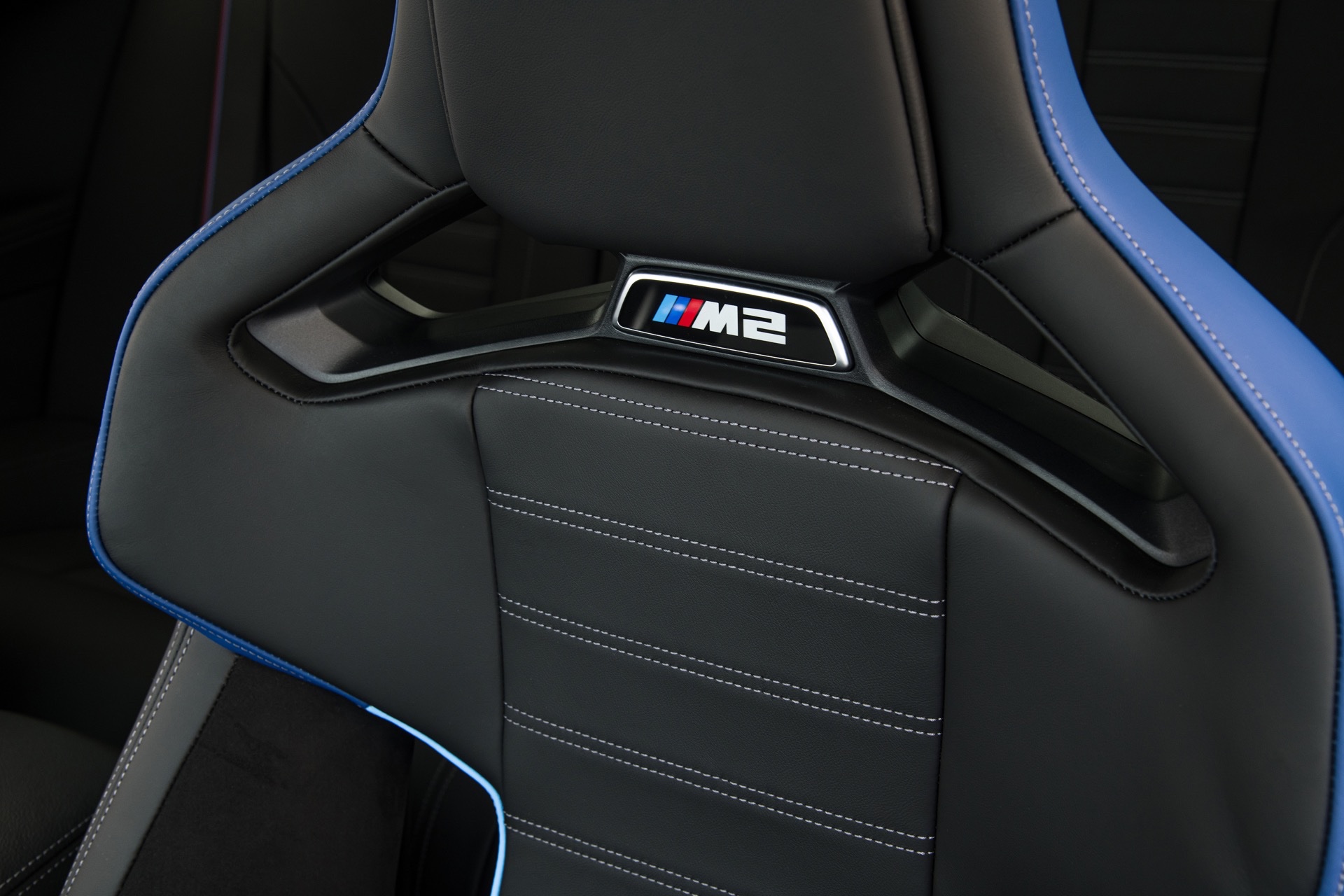 bmw-m2-the-he-moi-ra-mat-cafeautovn-9