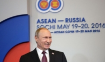 Ông Putin “xoay trục” sang châu Á giữa vòng kiềm tỏa của phương Tây Ông Putin “xoay trục” sang châu Á giữa vòng kiềm tỏa của phương Tây