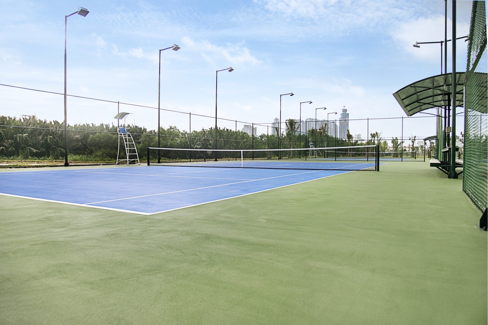 Ảnh thực tế sân tennis tại dự án căn hộ New City Thủ Thiêm