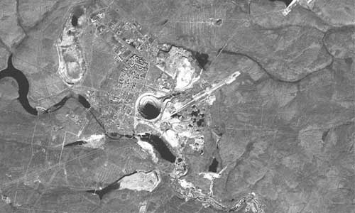 Cận cảnh mỏ kim cương lớn thứ 2 TG, Tài chính - Bất động sản, mo kim cuong, mo Mir, nha may che bien kim cuong,