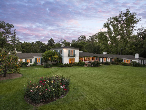 Choáng ngợp dinh cơ triệu đô của Drew Barrymore - 2