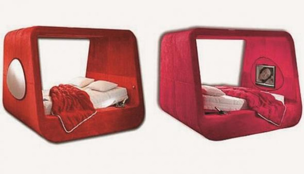 Được thiết kế bởi Karim Rashid, giường Sphere là sự lựa chọn tổng hợp cho tất cả các loại giường bao gồm TV, gương, giá rượu champagne và hệ thống đèn LED. Sản phẩm có giá 50.000 USD.