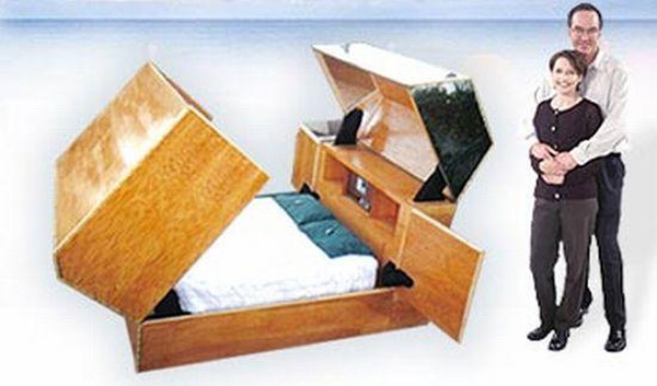 Giường Quantum Sleeper có thiết kế như một chiếc hòm lớn được khóa cẩn thận. Sản phẩm trị giá 160.000 USD.