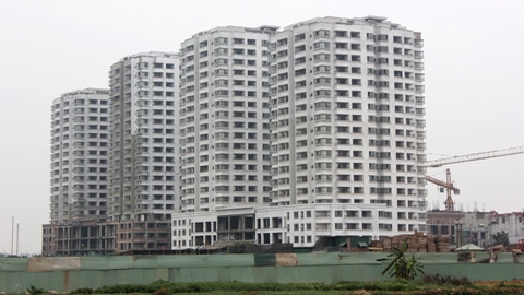 Emico, đài tiếng nói Việt Nam, Usilk City, ngân hàng, thế chấp, thị trường