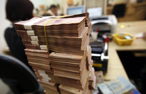 ngân hàng, yếu kém, tỷ lệ sở hữu, nhà đầu tư nước ngoài, sở hữu chéo, tổ chức tín dụng, room, tái cơ cấu. ngân hàng, yếu kém, tỷ lệ sở hữu, nhà đầu tư nước ngoài, sở hữu chéo, tổ chức tín dụng, room, tái cơ cấu.