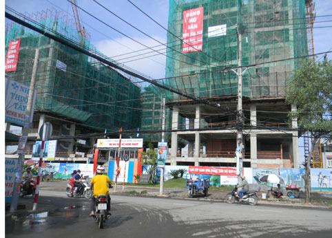 Nhiều dự án ở TP Hồ Chí Minh đang xin chuyển sang nhà ở xã hội.