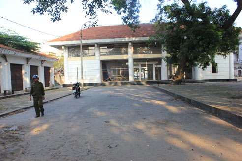 Chợ du lịch - văn hóa xã Cổ Loa bị bỏ hoang hơn 8 năm nay.