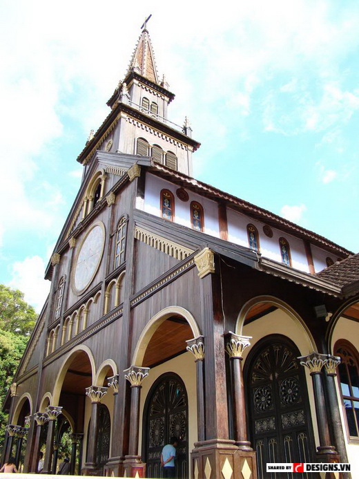 binh_chon_10_nha_tho_dep_nhat_viet_nam