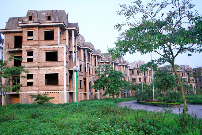 Biệt thự bỏ hoang tại KĐT Lideco.