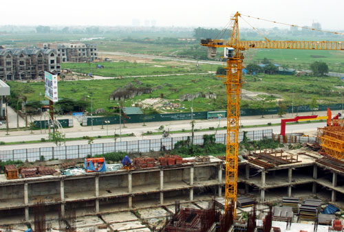 Thiếu vốn, chậm giải phóng mặt bằng là những nguyên nhân dẫn đến công tác quản lý, sử dụng đất đai chưa đạt hiệu quả. Ảnh: Linh Ngọc