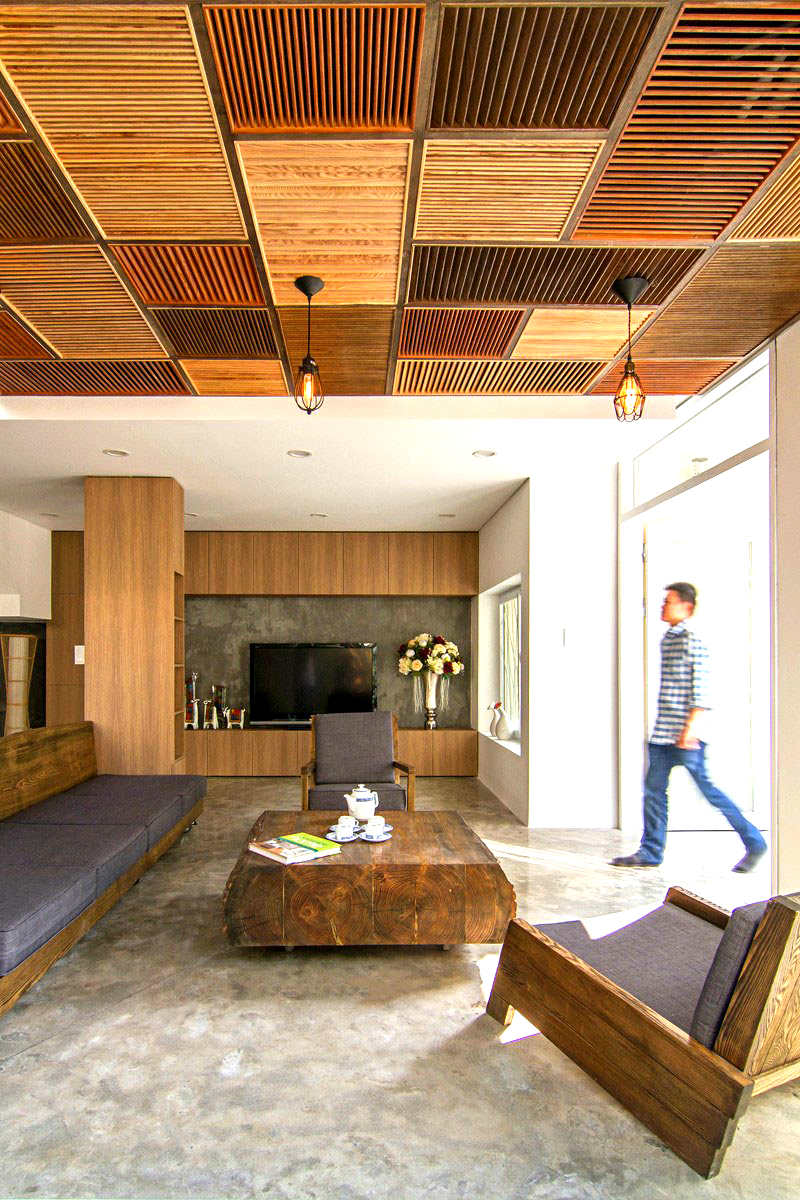 Nhà thêm ấm áp với trần bằng gỗ - CafeLand.Vn