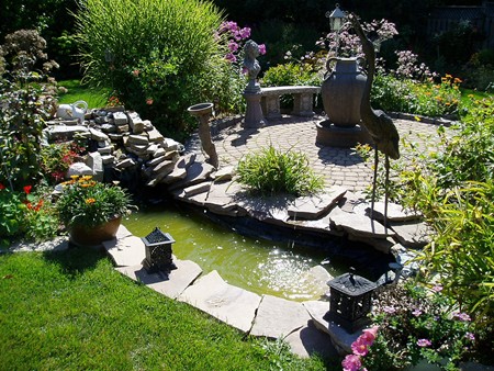 san vuon phong thuy 1470000792 Thiết kế sân vườn theo phong thủy giúp nhà bạn luôn là cái rốn của may mắn