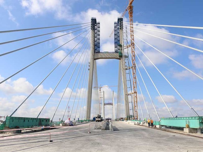 Đồng Tháp : Sắp thông xe cầu hơn 3.000 tỷ bắc qua sông Tiền