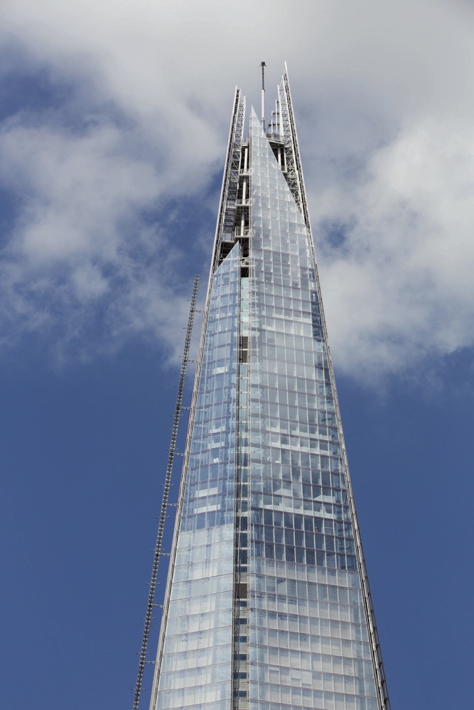 Ngắm tòa tháp nhọn chọc trời ở Anh